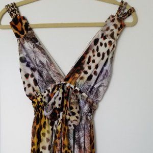 Mini dress, empire waist, unique print!